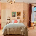 - Bed & Breakfast Abbekerk