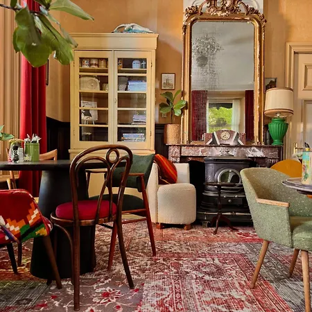 - Bed & Breakfast Abbekerk