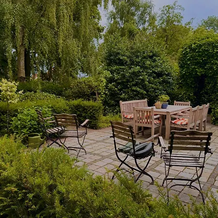 Bed & Breakfast -