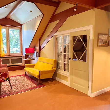 - Bed & Breakfast